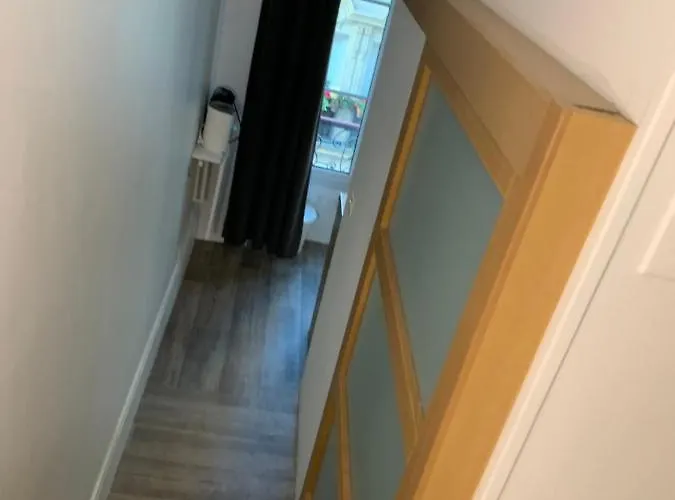 Apartament Moderne Au Coeur De Batignolles Paryż