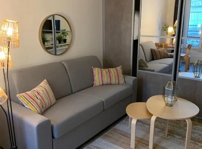 Moderne Au Coeur De Batignolles