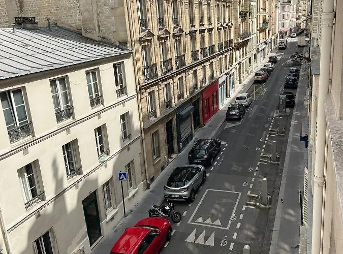 Lägenhet Moderne Au Coeur De Batignolles